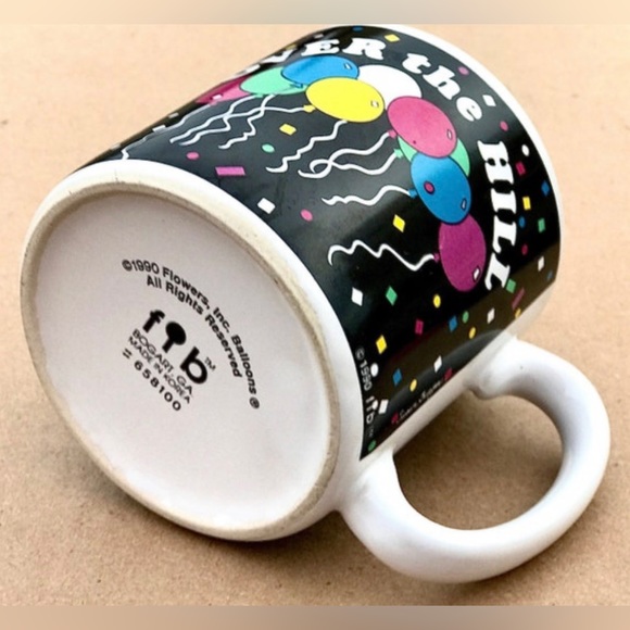 Vintage 1990 OVER THE HILL Susan Burger Artist Signed Ceramic Coffee Mug - Picture 8 of 10